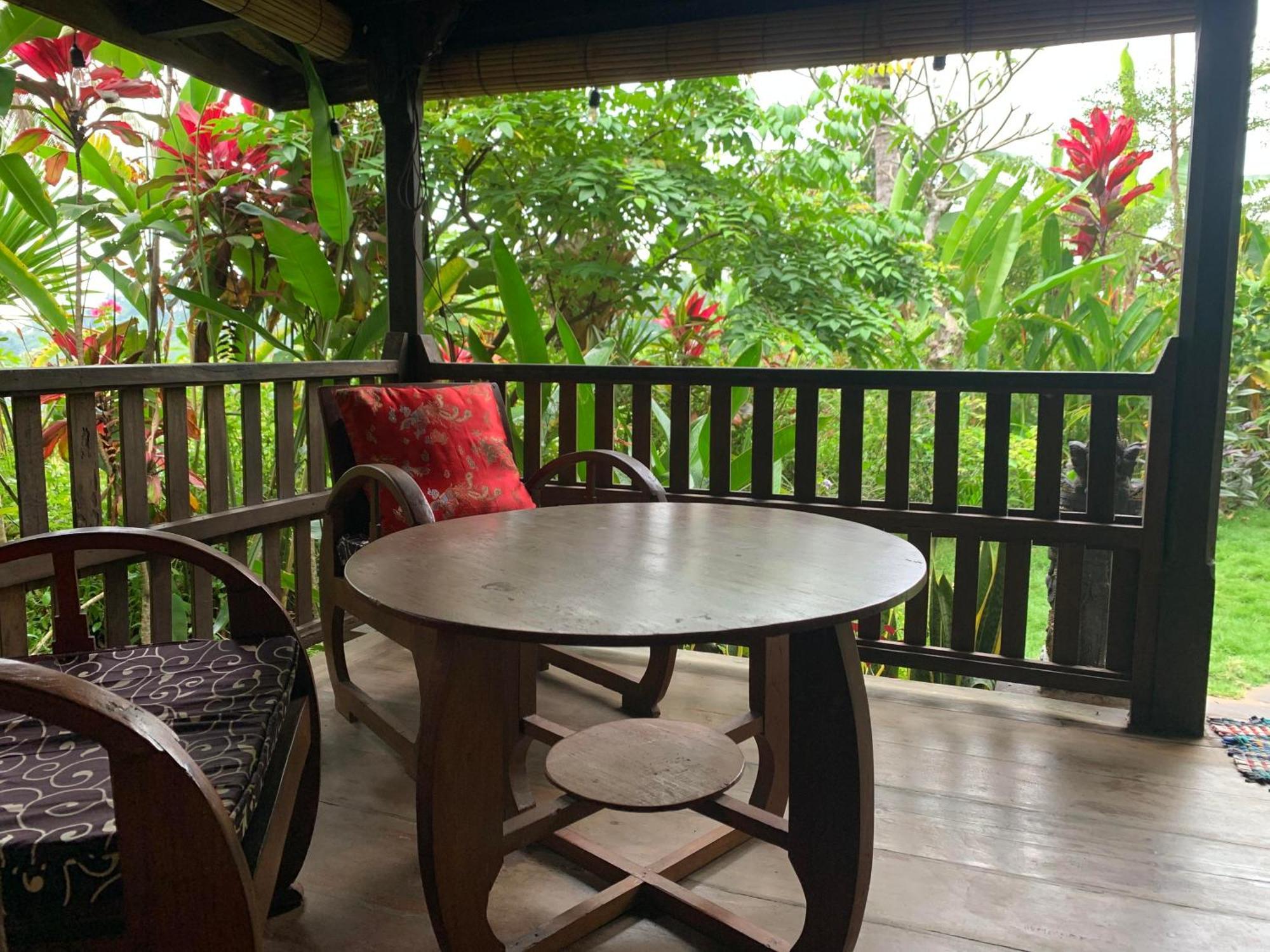 Villa Kepuh Singaraja Exteriör bild