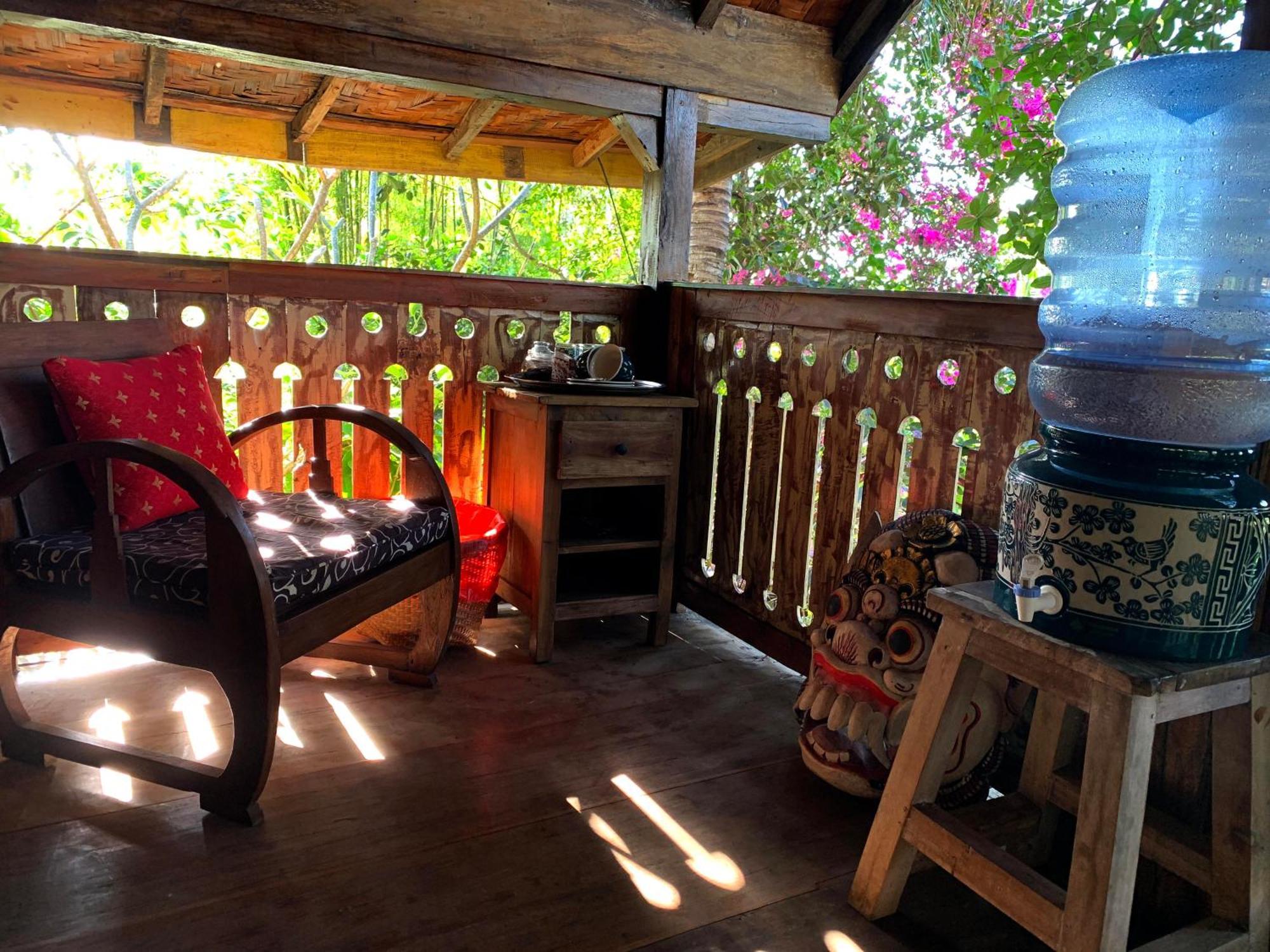 Villa Kepuh Singaraja Exteriör bild
