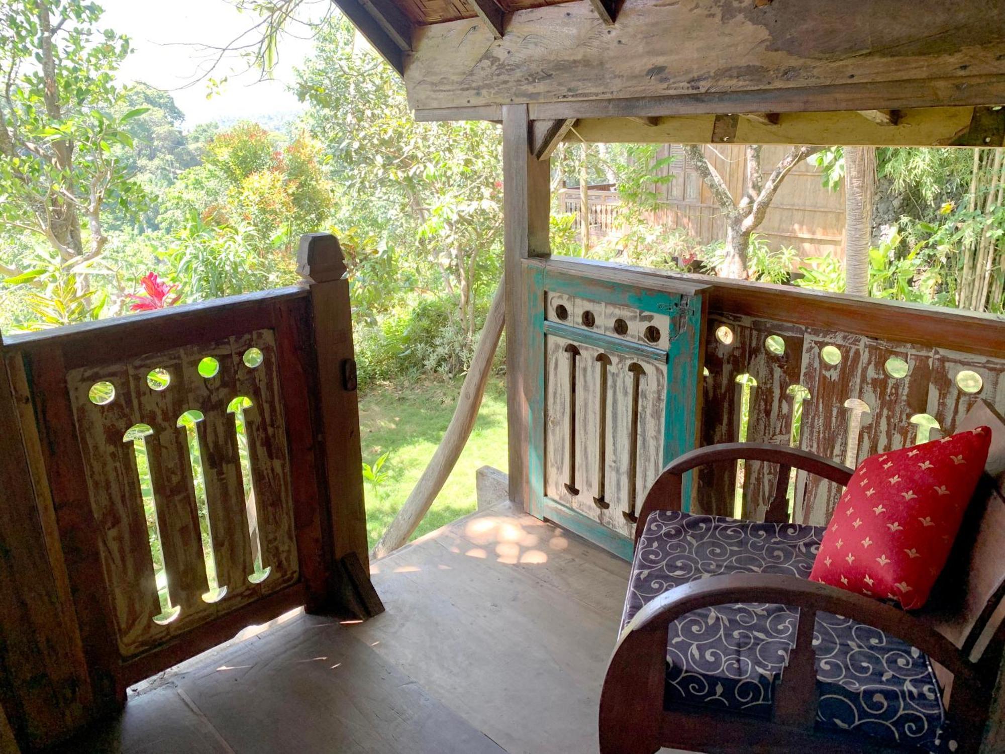 Villa Kepuh Singaraja Exteriör bild